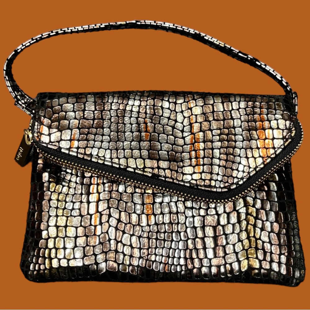 HOBO Iridescent Metallic Croc-Embossed Wristlet Clutch - Black & Gold Tones